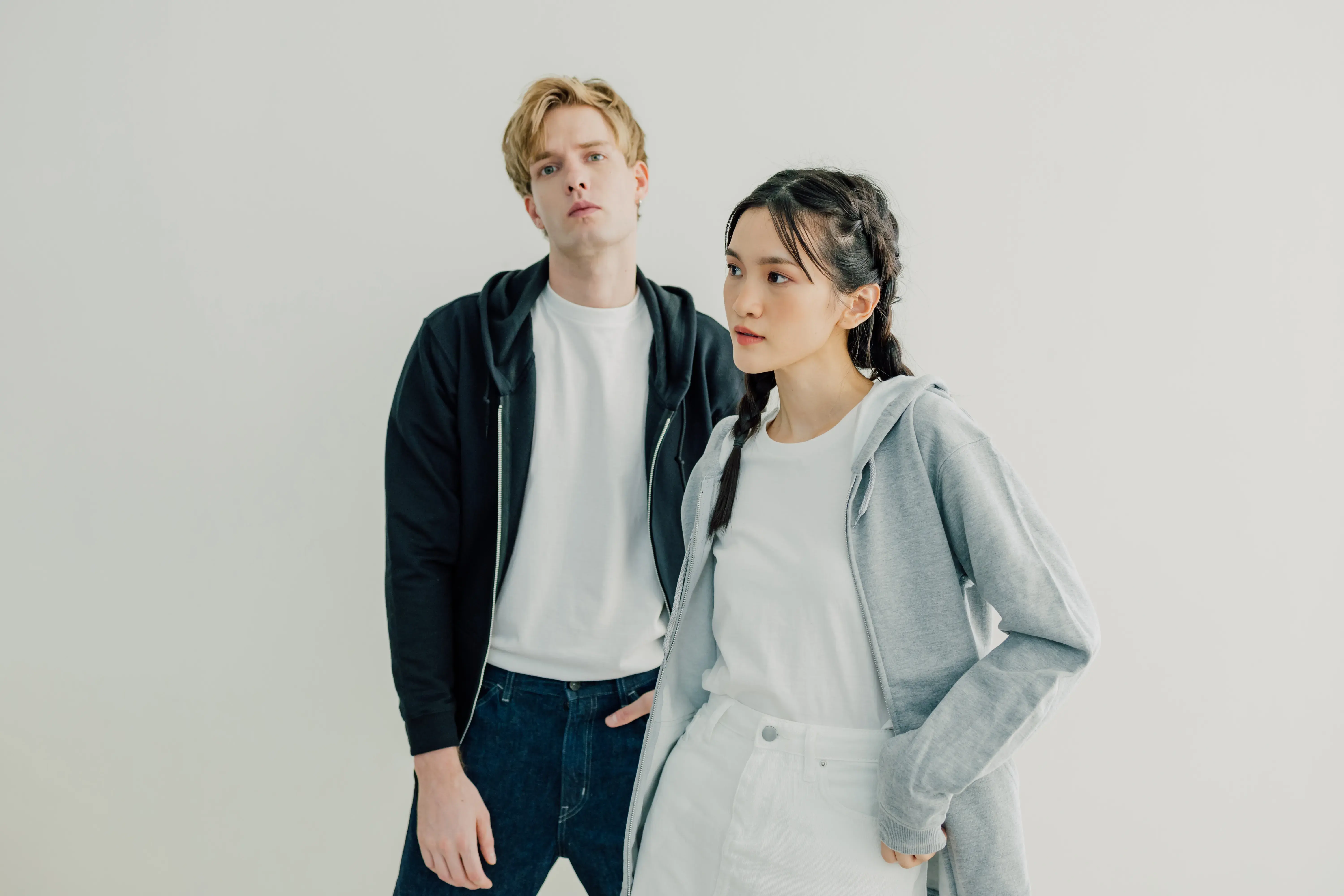 Heavier pullover hoodies for outdoor teams and cooler-climate campaigns